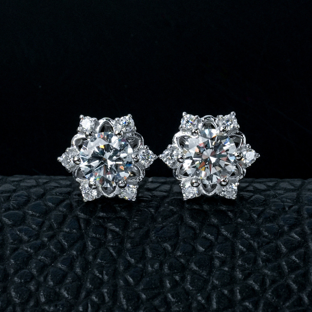 Wangfu Jewelry 925 Sterling Silver Lab Grown Diamond Hexagram Star Stud Earrings D Color VVS1 Clarity Cute Engagement Party
