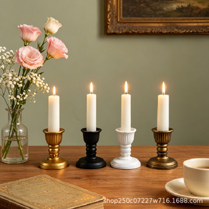 Juego de Candelabros de Resina Estilo Europeo, Acabado Dorado, Decoración para el Hogar, Centro de Mesa, Decoración para Bodas - Product Image 2