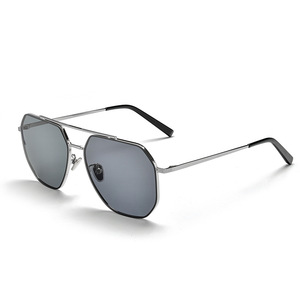 Gafas de Sol Polarizadas de Alta Gama para Hombre 2026, Nuevas Gafas de Piloto con Espejo Tipo Toad, Montura Metálica y Lentes TAC, Gafas de Sol de Lujo - Product Image 2