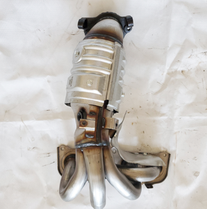 Convertisseur catalytique à trois voies de haute qualité en emballage unique pour Toyota Previa ACR30 ACR50 RAV4 - Product Image 3