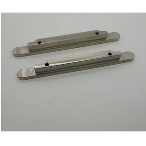 Servicio de Fabricación OEM de Precisión para Piezas Automotrices de Acero Inoxidable 303 304 con Rosca M5, Torneado CNC Personalizado y Electroerosión por Hilo - Product Image 1