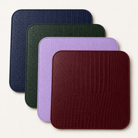 Tapis de Mahjong en Cuir Végétalien Motif Crocodile Couleurs de Noël Antidérapant Enroulable avec Enveloppe en Cuir pour Cadeau de Fête