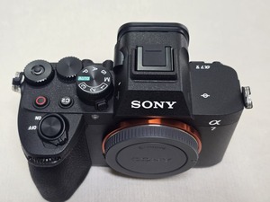 Cámara Digital A7M5 Usada Original de 33MP con Estabilización Óptica de Imagen - Product Image 4