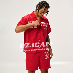 Conjunto de Camisa y Pantalones Cortos de Nylon Personalizados para Hombre, Estilo Urbano con Serigrafía, Camisa de Manga Corta con Cuello Solapa y Pantalones Cortos Oversize - Product Image 2