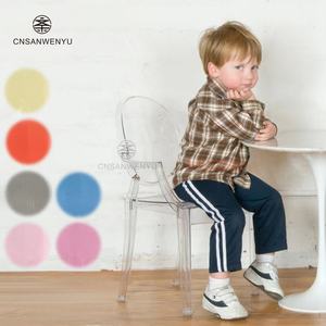 Tronos de fiesta para niños translúcidos Sillones apilables de acrílico para niños para eventos de cumpleaños Fiestas de princesas Celebraciones temáticas - Product Image 1