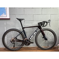 Vélo de ville en fibre de carbone, vélo de route, Shimano 105 Di2 24 vitesses, changement de vitesse électronique, frein à disque aérodynamique, léger pour les compétitions