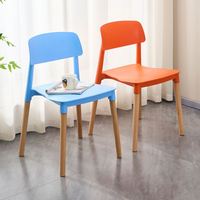 Chaise portable à dossier incurvé en plastique renforcé pour cantine, prix de gros, fabriquée en Chine, idéale pour café intérieur