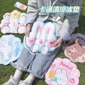 Coussin de siège rafraîchissant en gel pliable en forme de dessin animé pour l'été, idéal pour les étudiants, les bureaux, les siestes et les voitures. - Product Image 1