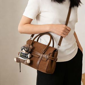 <span class=keywords><strong>Sac</strong></span> à <span class=keywords><strong>main</strong></span> bandoulière pour femme de niche coréenne haut de gamme 2026, tendance décontractée, <span class=keywords><strong>sac</strong></span> fourre-tout, vente chaude, sacs à bandoulière en cuir véritable pour filles - Product Image 2