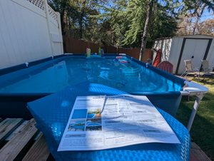 Couverture de piscine solaire à bulles légère, facile à enrouler, protection UV, économie d'eau, couverture flottante pour piscine de jardin à domicile - Product Image 1