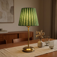 Luxuriöse Stoffschirm-LED-Tischlampe Kabellos Wiederaufladbar Touch-Dimmbar Retro-Nachtlicht für Hotel Restaurant Hochzeitsdekoration