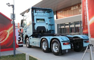Nuevo Camión Pesado Shacman 6x4 de Alta Calidad, Modelo 2025, 450hp, con Cámara Trasera, Precio Económico, Tracción en las Ruedas, Euro 6 - Product Image 4