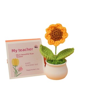 Girasoles y Tulipanes de Hilo de Lana Hechos a Mano, Plantas Artificiales en Maceta para Oficina, Arreglo Floral, Regalo para el Día del Maestro - Product Image 5