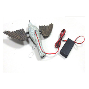 Modello di uccello per giardini simulati, statuetta da esterno per fattorie <span class=keywords><strong>con</strong></span> uccello <span class=keywords><strong>con</strong></span> <span class=keywords><strong>ali</strong></span>, richiamo per uccelli in movimento - Product Image 4
