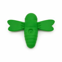 Jouet à mâcher interactif pour chien en latex naturel, en forme de libellule verte amusante, avec son couineur, vente en gros, personnalisable OEM