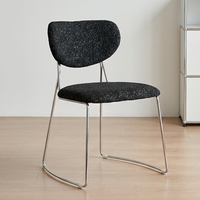 Chaise de salle à manger de style danois du milieu du siècle, design minimaliste nordique, structure en acier inoxydable, siège rembourré, pour la maison ou les restaurants