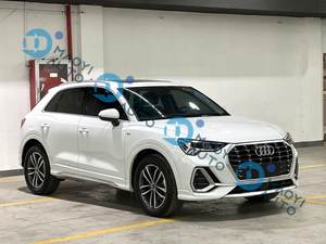 Pour le trimestre 3 de 2023, SUV compact de luxe 35 TFSI avec des fonctionnalités de sécurité avancées et des performances efficaces - Product Image 3
