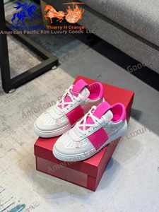 Baskets de luxe réfléchissantes en cuir pour hommes et femmes, nouvelle mode, plateforme rétro, chaussures de marche à lacets, collection printemps - Product Image 3