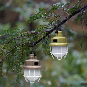 Lanterne de camping LED rechargeable à piles, lampe suspendue avec charge Type C, pour utilisation en extérieur, couleurs matcha et kaki - Product Image 2