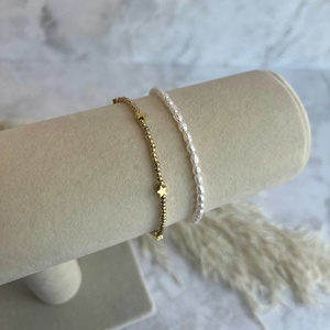 Bracelet ajustable vintage fait main, plaqué or 18 carats, perles de rocaille, perles étoiles, cadeaux de Noël, bijoux multicouches en perles de verre - Product Image 6