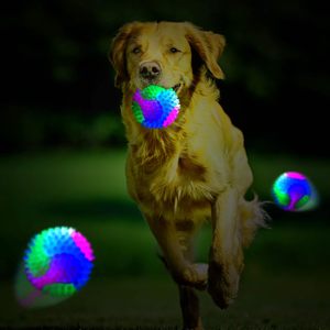Parlak LED yanıp sönen elastik Spiky evcil interaktif çiğneme sıçrama Spiny gıcırtılı Molar köpekler topu - Product Image 6