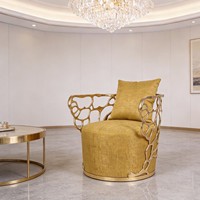 Canapé-lit moderne de style italien en tissu léger et durable avec structure métallique pour appartement, hôtel, salon, meubles de maison