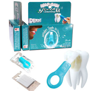 Nouveau <span class=keywords><strong>kit</strong></span> innovant de mini gomme à dents blanchissante pour les dents à usage quotidien à la maison Meilleures ventes en Europe Kits de nettoyage des dents gomme à dents - Product Image 1