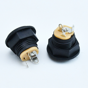 DC-022M presa di corrente CC <span class=keywords><strong>3</strong></span>,5x1,<span class=keywords><strong>3</strong></span> MM con dado di montaggio in plastica - Product Image 4