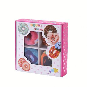 4 pares de calcetines cómodos y absorbentes del sudor Peach Donut - Product Image 1