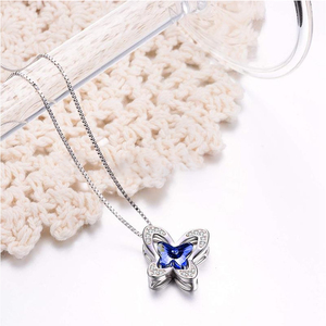 Colgante elegante de mariposa, joyería conmemorativa de vacaciones, collar de urna que se adapta a las cenizas conmemorativas - Product Image 3