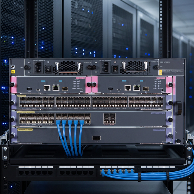 In Stock High Capacity Full Mesh S7503X Multi-service Chassis High Density Ports Enterprise Core IDC Expansion Network Switch