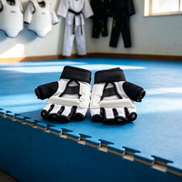 Gants d'entraînement de Taekwondo les plus vendus, gants de grappling demi-doigts avec fermeture à boucle et sangle de poignet réglable