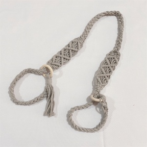 Sac à bandoulière en macramé tissé à la main, design personnalisé en gros, logo OEM, sangle de transport pour le sport, crochet en macramé, gym - Product Image 3