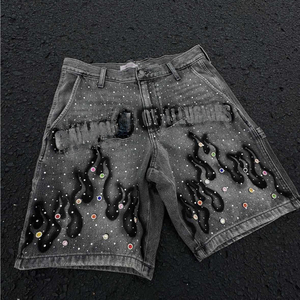 شورت جينز مزين بالأحجار الكريمة مخصص عالي الجودة 100٪ قطن شورت دينيم بغسيل قديم وتصميم عتيق مطبوع بتقنية DTG للرجال - Product Image 1