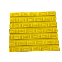 Tapis de sécurité emboîtable 1x1m antidérapant pour plateformes pétrolières, en polyuréthane découpé avec clous en acier, épaisseur 30mm pour le forage pétrolier