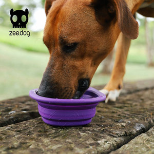 Gamelle pliable ZeeDog en silicone violet, portable, pour chien, utilisation en extérieur - Product Image 1