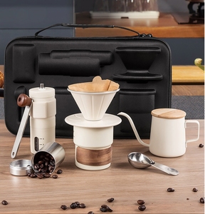 2025 nuovo Design set di caffè personalizzati per il gocciolatore della birra per il Kit di borse da viaggio per caffettiera per una comoda esperienza di caffè - Product Image 1