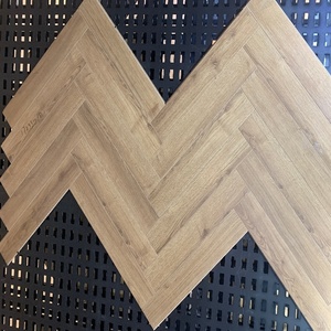 Plancher stratifié en cerisier à chevrons gris clair <span class=keywords><strong>Quick</strong></span> <span class=keywords><strong>Step</strong></span> 8 mm - Product Image 6