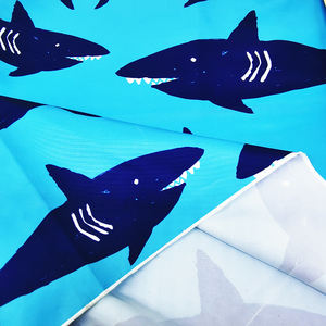 Tela de Sarga 100% Poliéster con Acabado Piel de Durazno, Tejido Liso Transpirable, Apta para Impresión Digital y Transferencia Térmica - Product Image 6