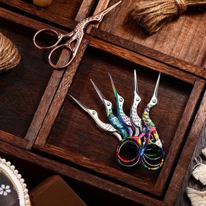 小さなヴィンテージスタイルの縫製はさみ刺Embroideryクレーン鳥はさみコスチューム用ステンレスミニコウノトリはさみ工芸品縫製 - Product Image 6