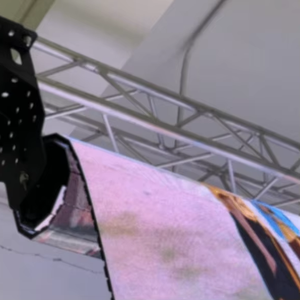 <span class=keywords><strong>2025</strong></span> New cán Màn hình LED p1.25 LED displayer siêu mỏng xách tay Roll-up màn hình LED cho triển lãm - Product Image 5