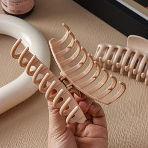 Resistente infrangibile in gomma posteriore con fermaglio per capelli Anti-collisione in Silicone morbido per capelli per donne e ragazze - Product Image 3