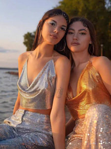 <span class=keywords><strong>Top</strong></span> <span class=keywords><strong>Nero</strong></span> Trasparente in Rete a Rombi con Schiena Scoperta, Stile Halter con Cristalli e Strass, Sexy <span class=keywords><strong>Senza</strong></span> Ferretto e <span class=keywords><strong>Senza</strong></span> <span class=keywords><strong>Spalline</strong></span> - Product Image 5