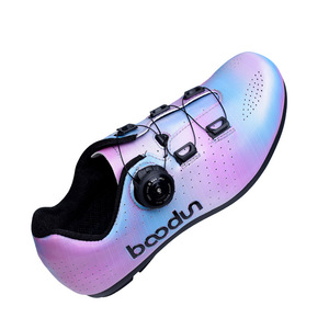 2025, zapatos antideslizantes para bicicleta de carretera para mujer, suela exterior de nailon superior de malla con cambio de color, zapatillas informales para montar 36-42 fabricadas en China/Guangxi - Product Image 3