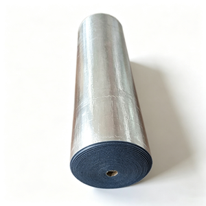 Feuille d'isolation en mousse XPE avec feuille d'aluminium, imperméable, barrière thermique et phonique pour voitures, hangars, bâtiments en acier, usage extérieur et industriel - Product Image 4