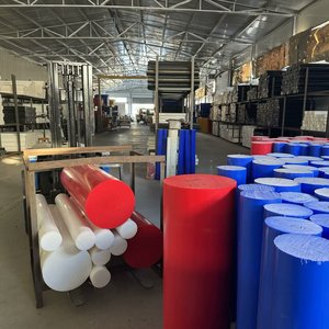 מוטות PA6 בדרגת אקסטרוזיה: ללא בועות, גימור חלק. אידיאלי לחלקים מעובדים, פאנלים, ידיות שבהן מראה וחוזק חשובים. - Product Image 3