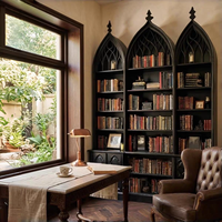 Ensemble bibliothèque gothique en bois massif noir, style vintage, avec bureau d'écriture et fauteuil en cuir