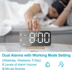 Reloj Despertador Digital LED Delgado, Superficie de <span class=keywords><strong>Espejo</strong></span> para Maquillaje, con Atenuación, Pantalla Grande, Puertos de Carga USB para Mujeres y Niñas - Product Image 6
