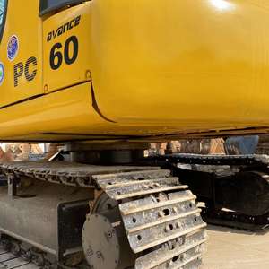 Mini pelle sur chenilles Komatsu PC60 d'occasion de haute qualité 6 tonnes avec moteur d'origine Kawasaki Enerpac vannes hydrauliques vente Shanghai - Product Image 4
