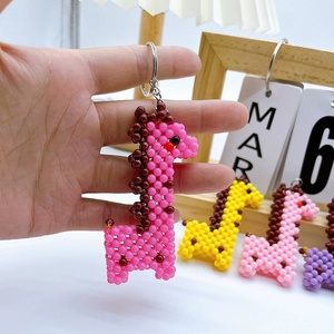 Cute Animal <b>Keyrings</b> Promotion Gifts School Bag Charm DIY 4mm Colored Acrylic Beads Cartoon Giraffe Keychain for Kids Souvenir - Product Image 2